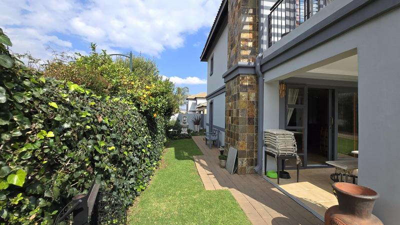2 Bedroom Property for Sale in Gateway Manor North West